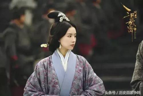 三国之吕布上伏皇后(三国刘琦强㢨蔡夫人小说)插图2