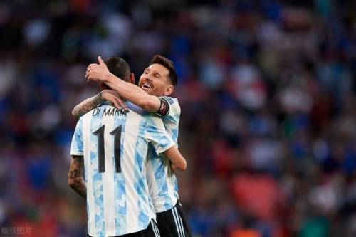 阿根廷3比0意大利(阿根廷vs意大利欧美杯)插图2 阿根廷3比0意大利(阿根廷vs意大利欧美杯)插图2