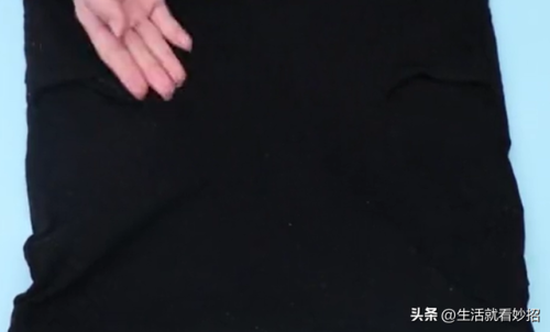 可以擦掉衣服的动态壁纸(傲娇壁纸)