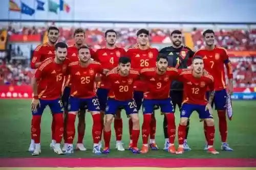 西班牙18阵容_1插图1
