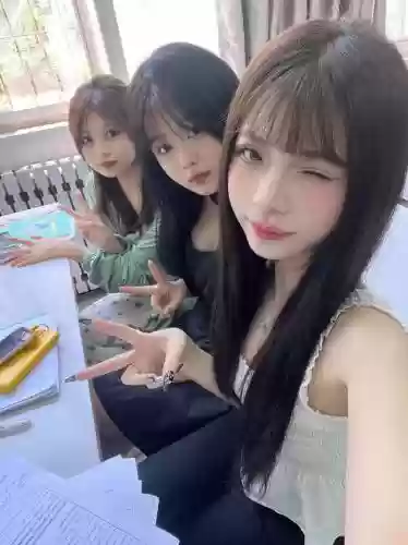 女高阵容_1插图