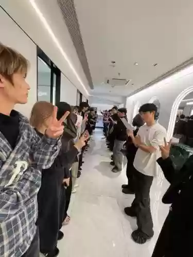 最美理发阵容插图1
