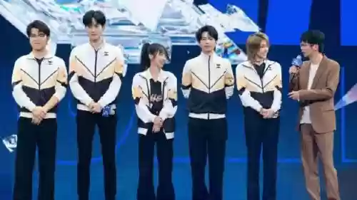 久哲阵容搭配插图1