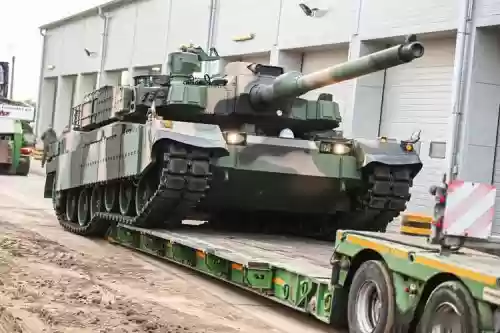 黑豹武器运输车，黑豹的战车插图